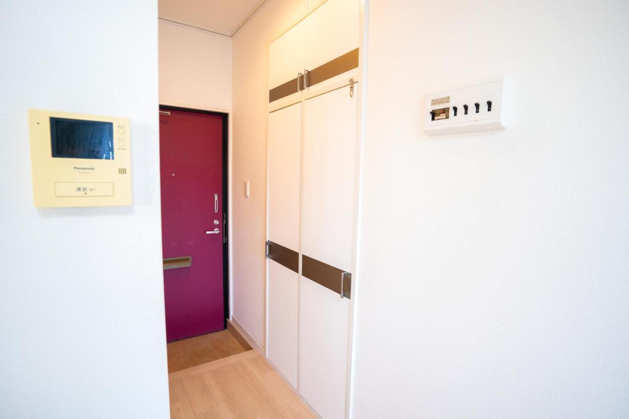 スマイルハイツ Apartamento Naha Exterior foto