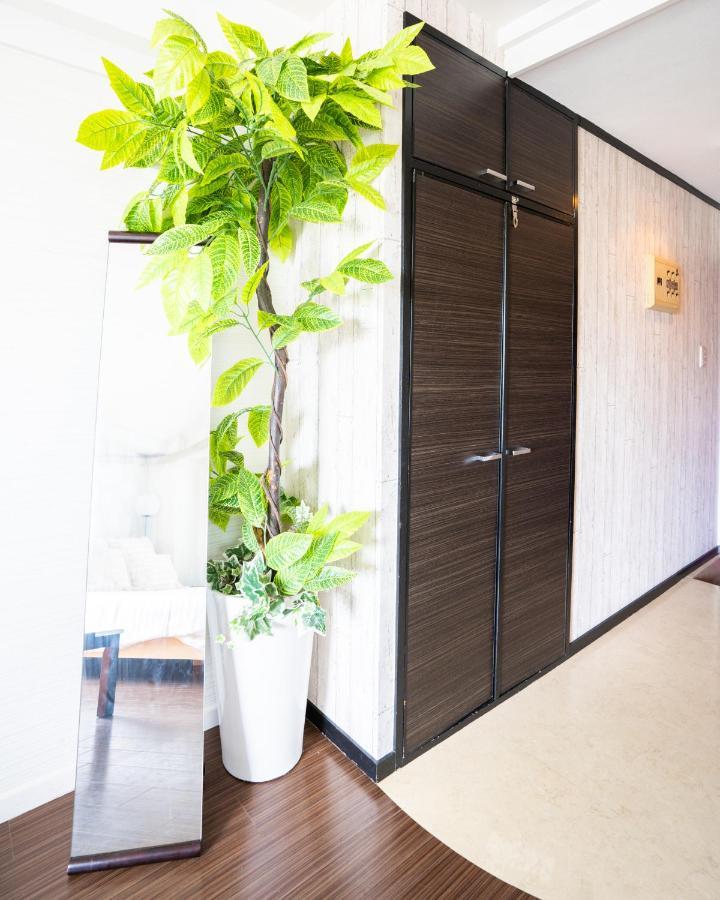 スマイルハイツ Apartamento Naha Exterior foto